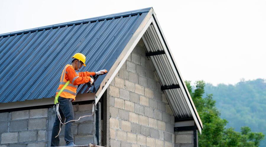Professional residential roofers in Clarksburg, MD